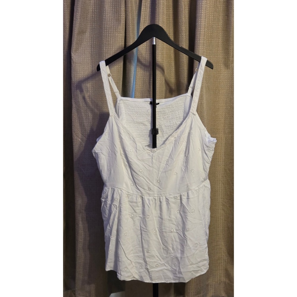 Torrid Sleeveless Embroidered Floral Print Blouse Women's Size 5 (5X) White